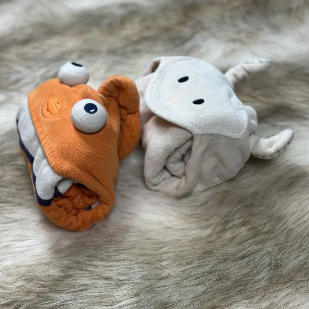 Pottery Barn Kids Hooded Bath Towel Fish and Sheep Toddler Beach Pool Preowned